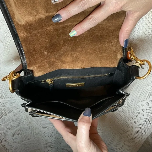 Tory Burch Black and Cream Snakeskin Crossbody Bag - Picture 4 of 8